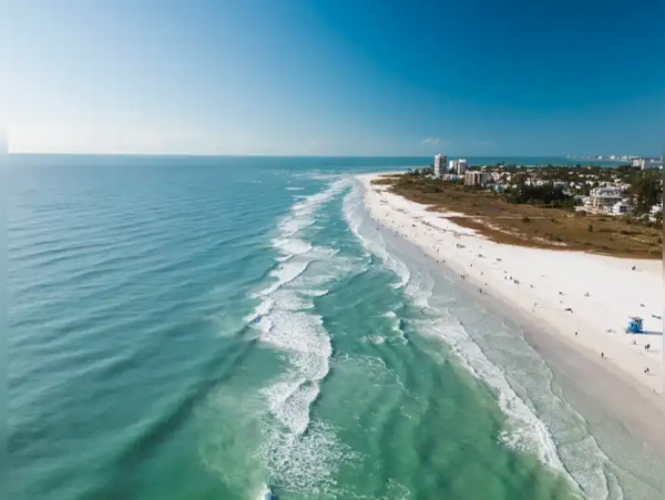Stunning Two Bedroom Condo Steps from Siesta Key Beach- New Arrival